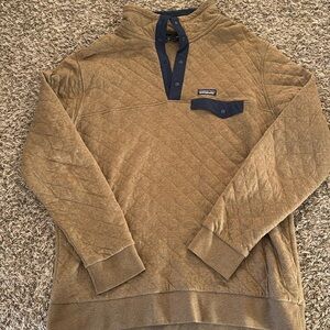 Patagonia pull over